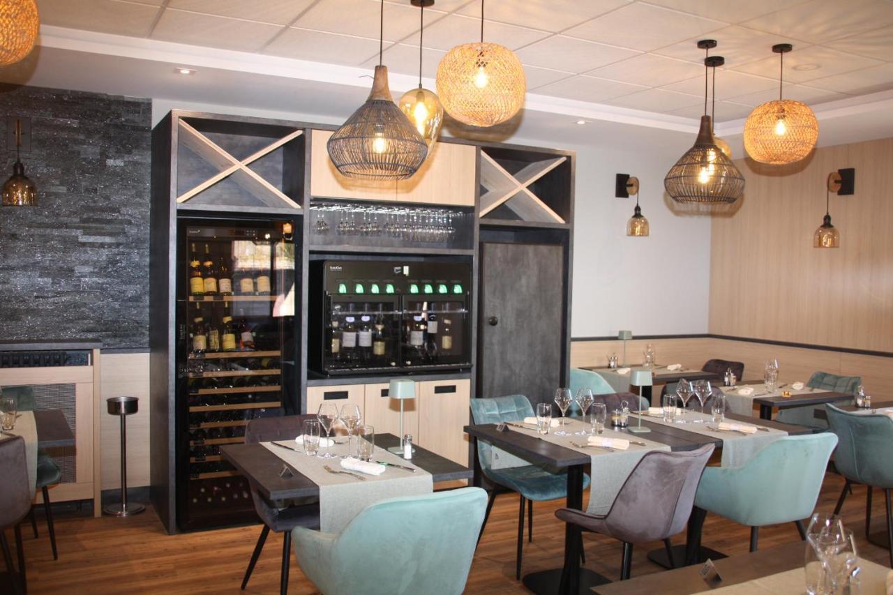 Logis Hotel- Restaurant La Renaissance 바카라 외부 사진