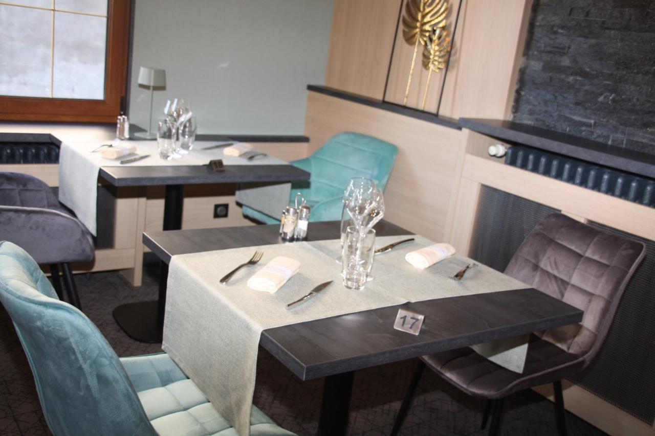 Logis Hotel- Restaurant La Renaissance 바카라 외부 사진